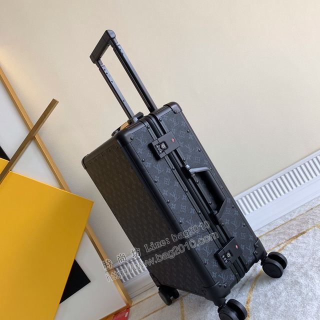 LV驢牌行李箱 90045 復古形拉箱 LV拉杆箱 經典花料配鋁框登機箱xzx1088
